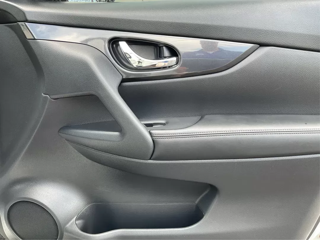 2017 Nissan Rogue S (KNMAT2MV0HP) with an 2.5L I-4 DOHC engine, located at 8750 N County Rd 25A, Piqua, OH, 45356, (937) 908-9800, 40.164391, -84.232513 - Photo#16