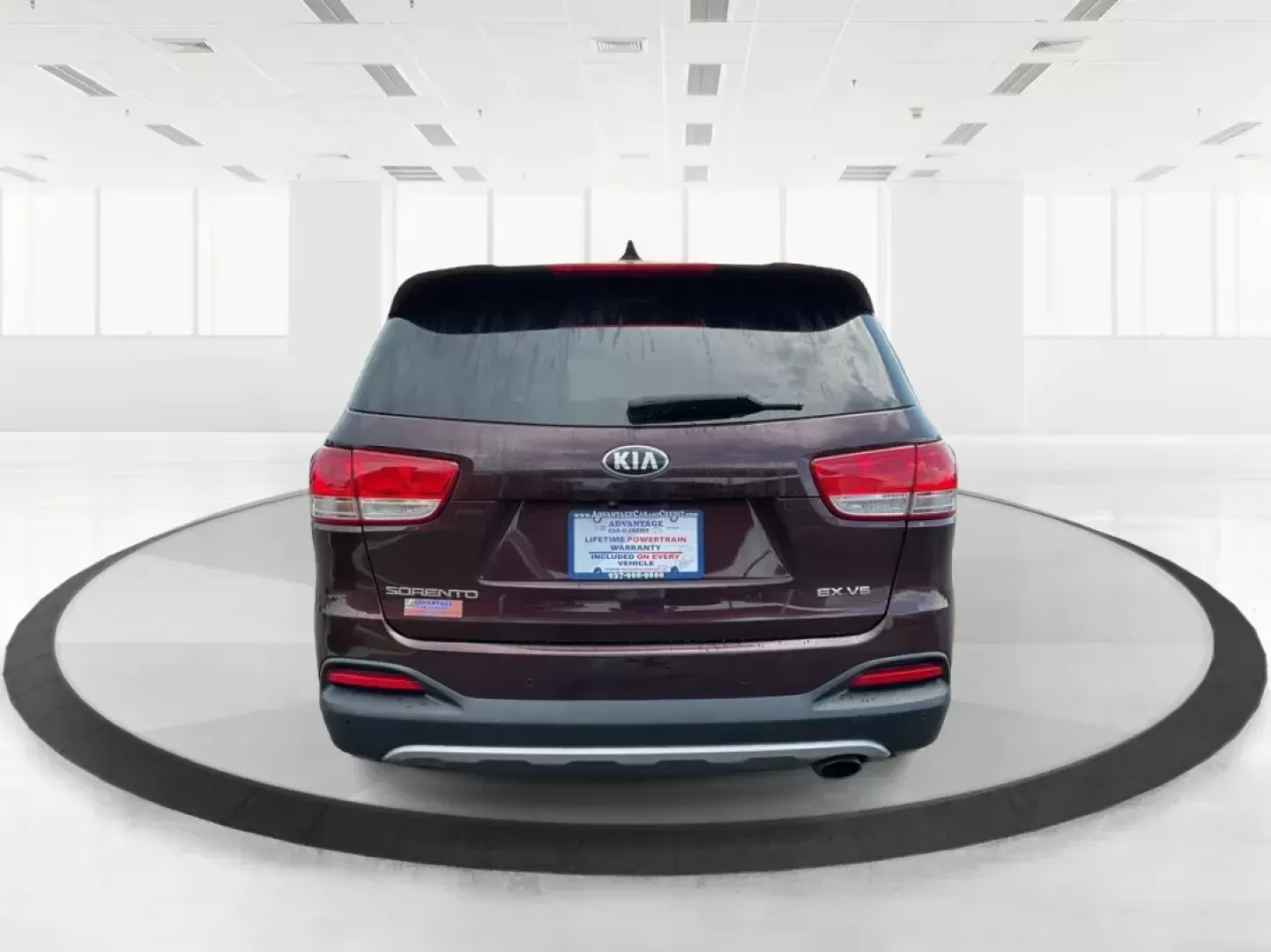 2016 Kia Sorento 3.3L EX (5XYPHDA5XGG) with an Lambda II 3.3L V-6 gasoline direct injection engine, located at 8750 N County Rd 25A, Piqua, OH, 45356, (937) 908-9800, 40.164391, -84.232513 - Photo#3