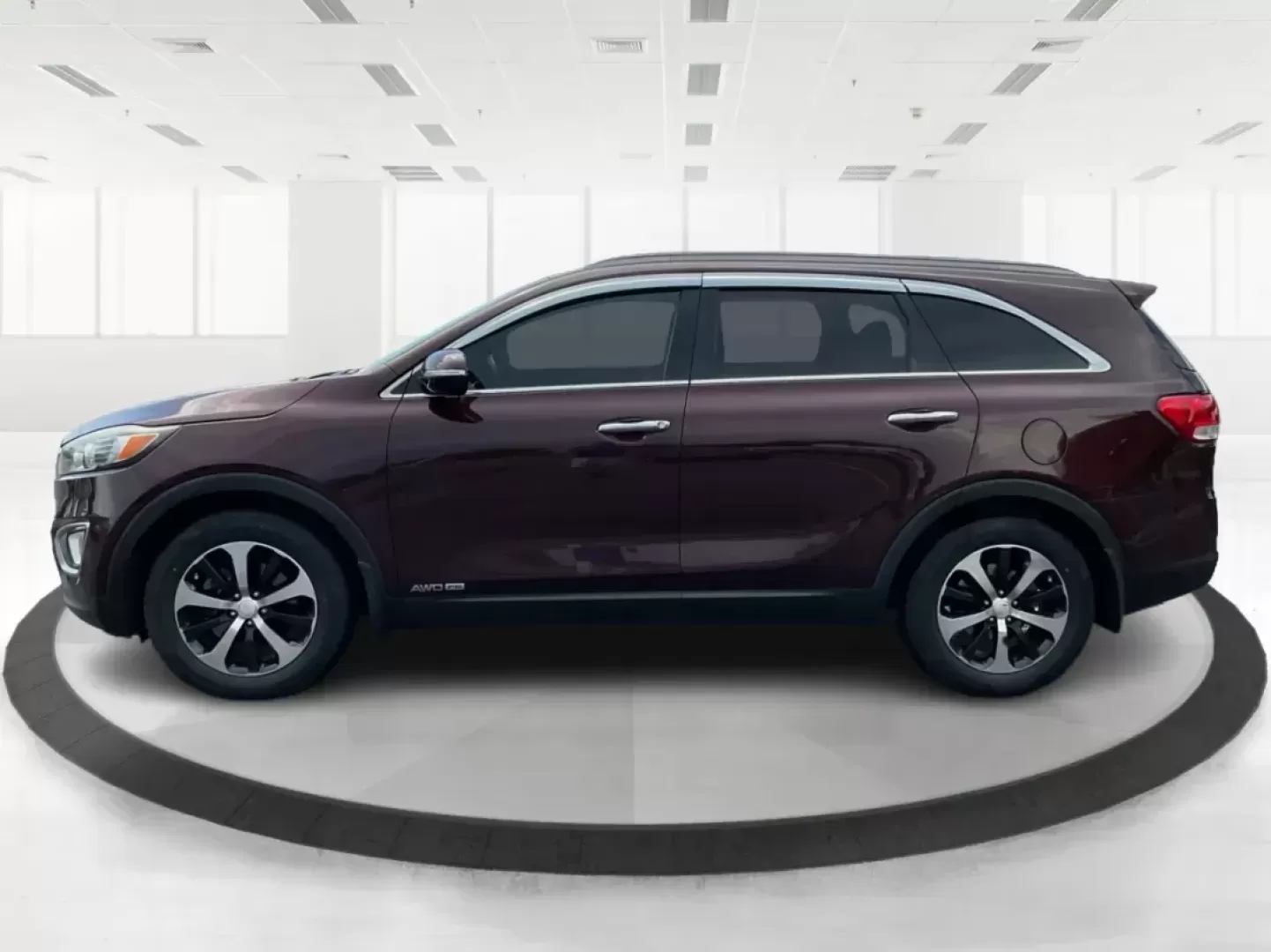 2016 Kia Sorento 3.3L EX (5XYPHDA5XGG) with an Lambda II 3.3L V-6 gasoline direct injection engine, located at 8750 N County Rd 25A, Piqua, OH, 45356, (937) 908-9800, 40.164391, -84.232513 - Photo#5