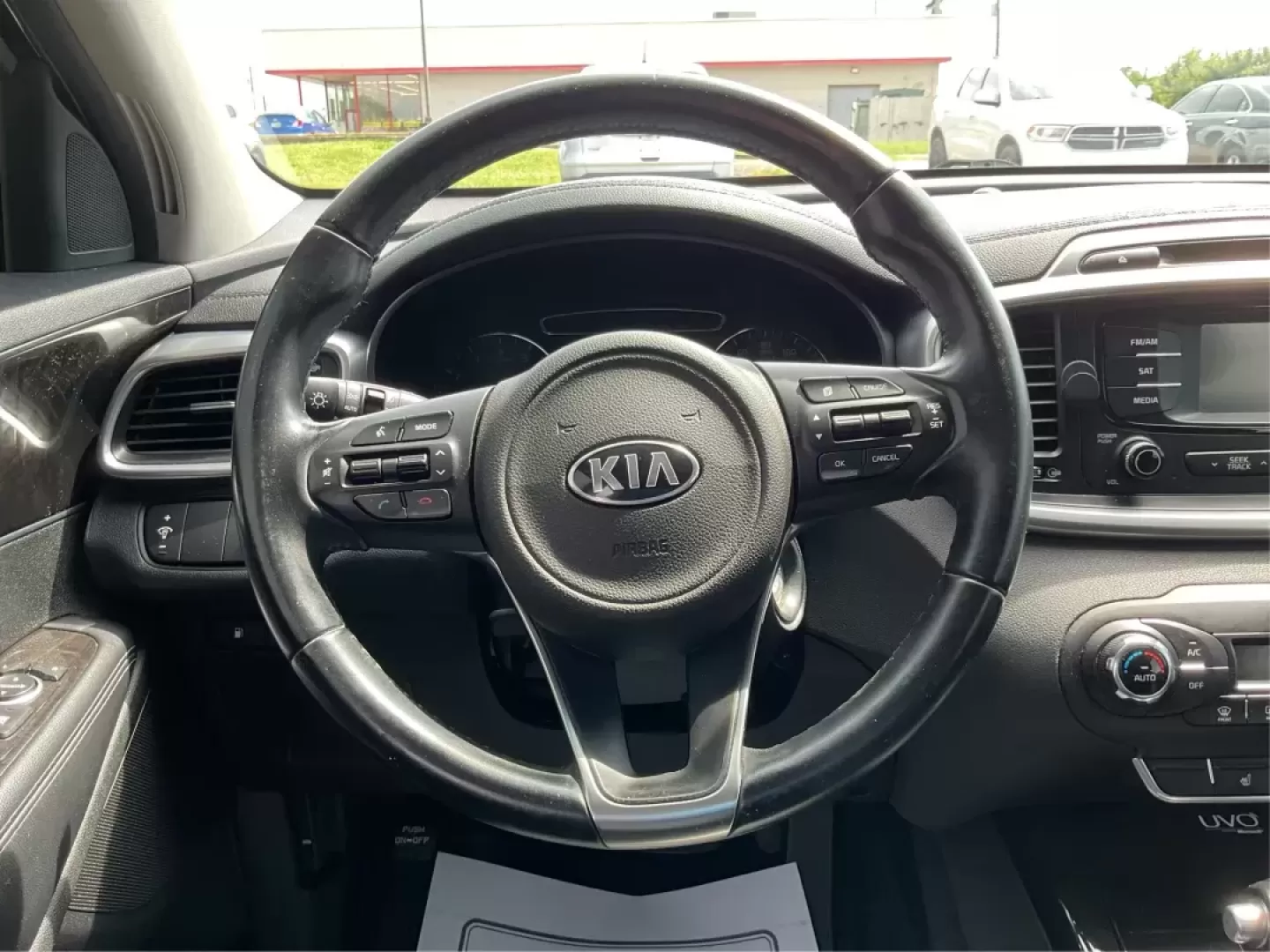 2016 Kia Sorento 3.3L EX (5XYPHDA5XGG) with an Lambda II 3.3L V-6 gasoline direct injection engine, located at 8750 N County Rd 25A, Piqua, OH, 45356, (937) 908-9800, 40.164391, -84.232513 - Photo#15