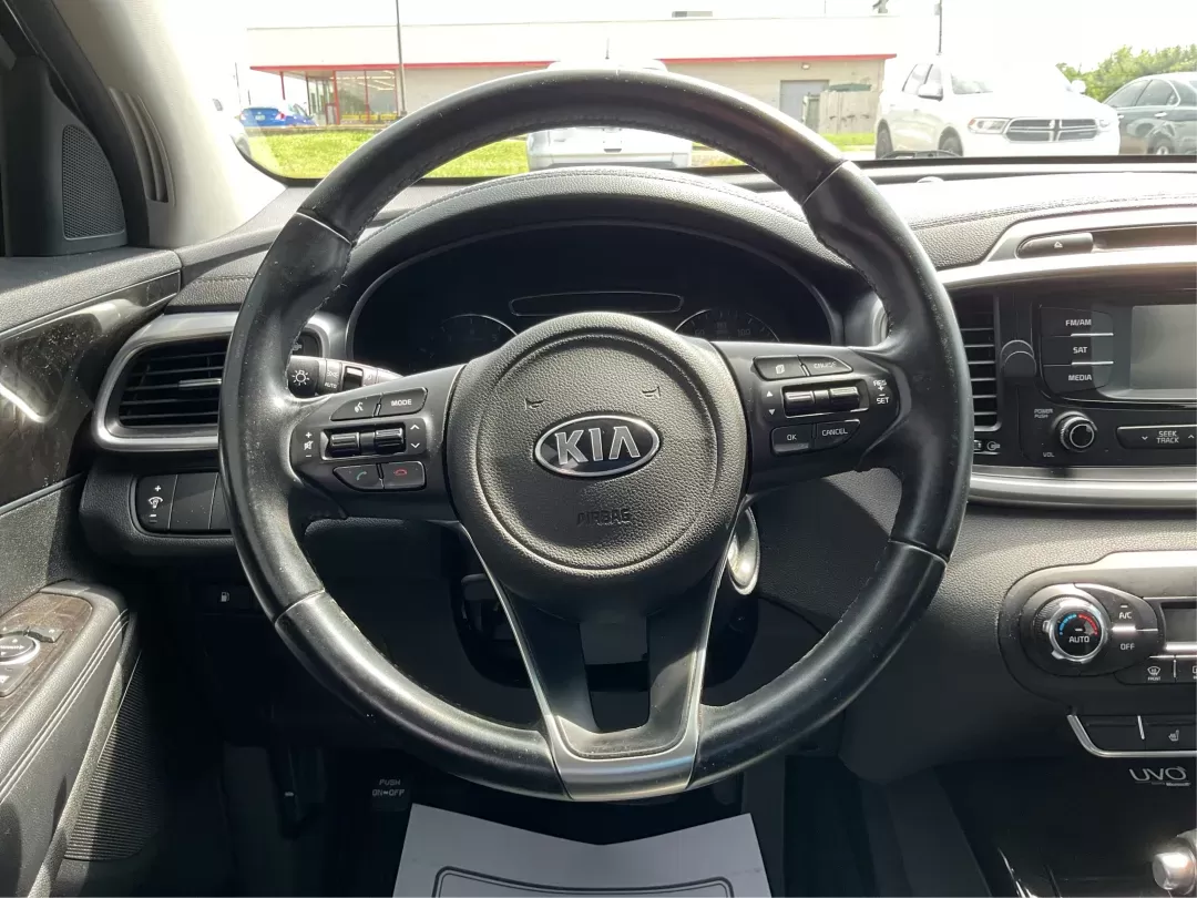 2016 Kia Sorento 3.3L EX (5XYPHDA5XGG) with an Lambda II 3.3L V-6 gasoline direct injection engine, located at 8750 N County Rd 25A, Piqua, OH, 45356, (937) 908-9800, 40.164391, -84.232513 - **Experience Adventure with the 2016 Kia Sorento EX Perfect for Your Family Road Trips!**<br /> <br /> Are you ready to elevate your family adventures with a vehicle that combines style, comfort, and performance? The 2016 Kia Sorento EX is tailored for those who crave exploration without sacrificin - Photo#15