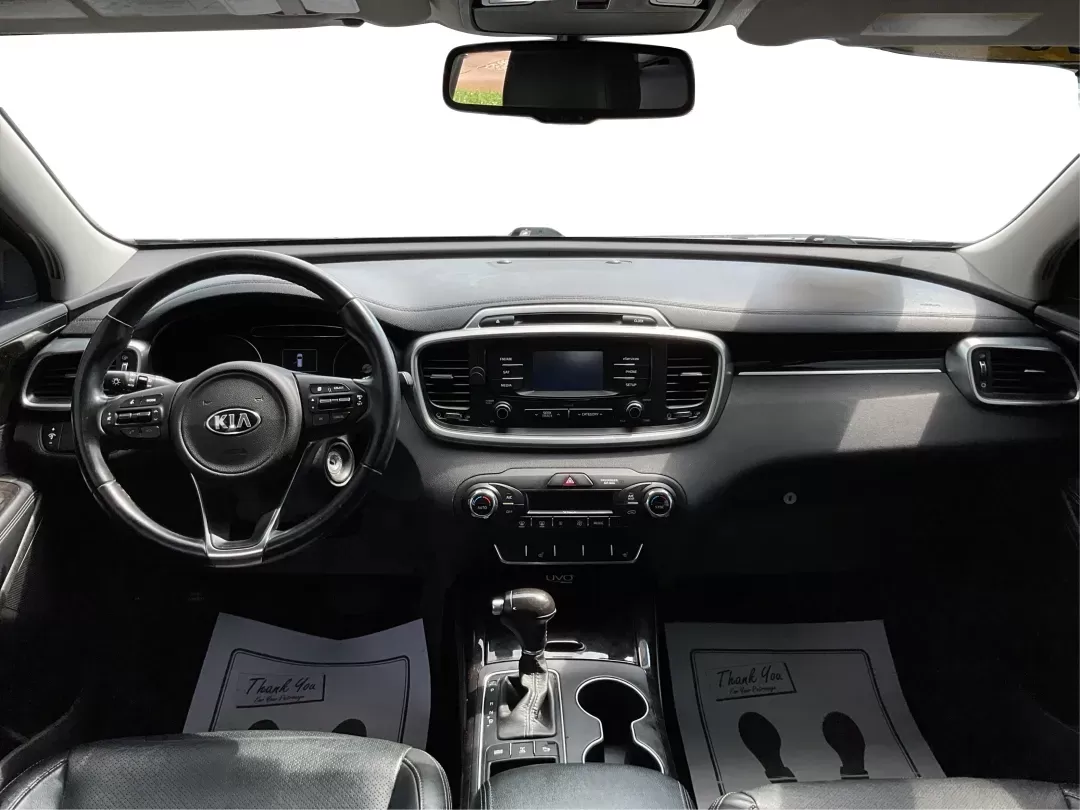 2016 Kia Sorento 3.3L EX (5XYPHDA5XGG) with an Lambda II 3.3L V-6 gasoline direct injection engine, located at 8750 N County Rd 25A, Piqua, OH, 45356, (937) 908-9800, 40.164391, -84.232513 - **Experience Adventure with the 2016 Kia Sorento EX Perfect for Your Family Road Trips!**<br /> <br /> Are you ready to elevate your family adventures with a vehicle that combines style, comfort, and performance? The 2016 Kia Sorento EX is tailored for those who crave exploration without sacrificin - Photo#19