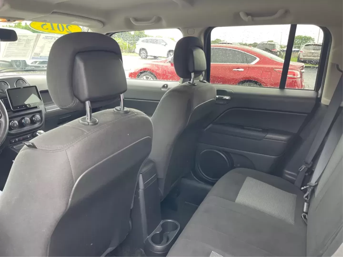 2015 Jeep Patriot Latitude (1C4NJRFB0FD) with an 2.4L I-4 DOHC engine, located at 4508 South Dixie Dr, Moraine, OH, 45439, (937) 908-9800, 39.689976, -84.218452 - Photo#9