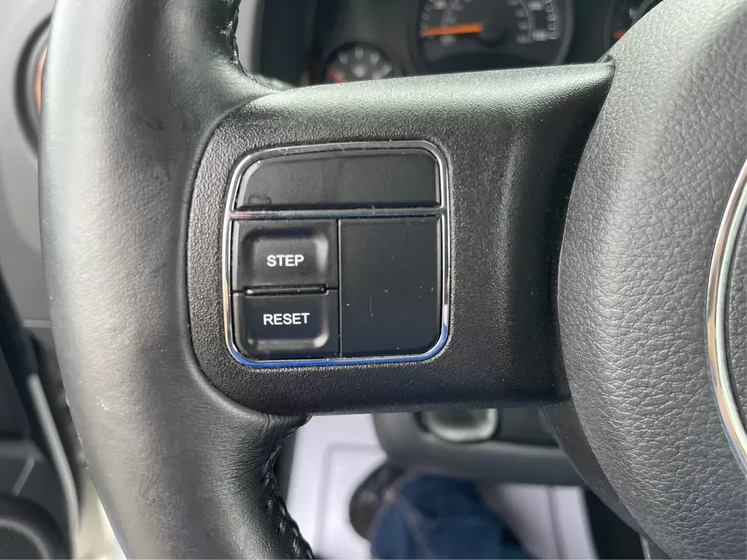 2015 Jeep Patriot Latitude (1C4NJRFB0FD) with an 2.4L I-4 DOHC engine, located at 4508 South Dixie Dr, Moraine, OH, 45439, (937) 908-9800, 39.689976, -84.218452 - Photo#14