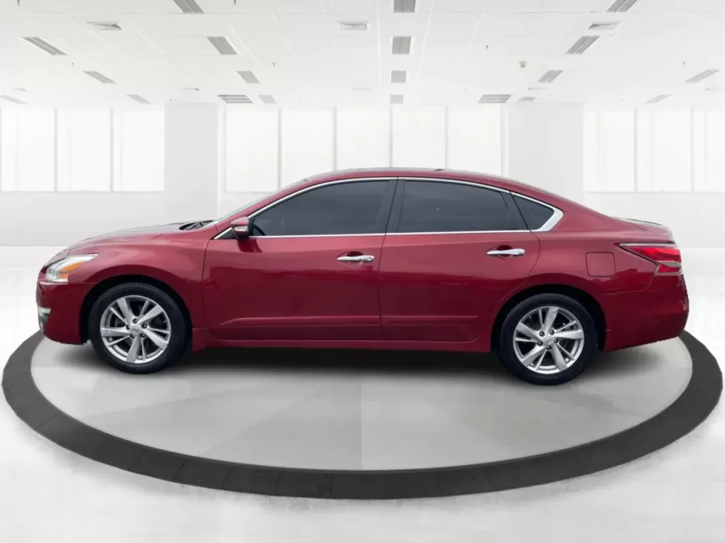 2015 Nissan Altima 2.5 SL (1N4AL3APXFC) with an 2.5L I-4 DOHC engine, located at 880 E. National Road, Vandalia, OH, 45377, (937) 908-9800, 39.891918, -84.183594 - Photo#5