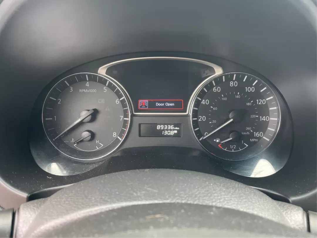 2015 Nissan Altima 2.5 SL (1N4AL3APXFC) with an 2.5L I-4 DOHC engine, located at 880 E. National Road, Vandalia, OH, 45377, (937) 908-9800, 39.891918, -84.183594 - **Elevate Your Commute with the 2015 Nissan Altima 2.5 SL at Advantage Car and Credit**<br /> <br /> If you're looking for a reliable sedan that blends comfort, efficiency, and style, the 2015 Nissan Altima 2.5 SL is your perfect match! This vehicle is tailor-made for the everyday commuter who doesn - Photo#14