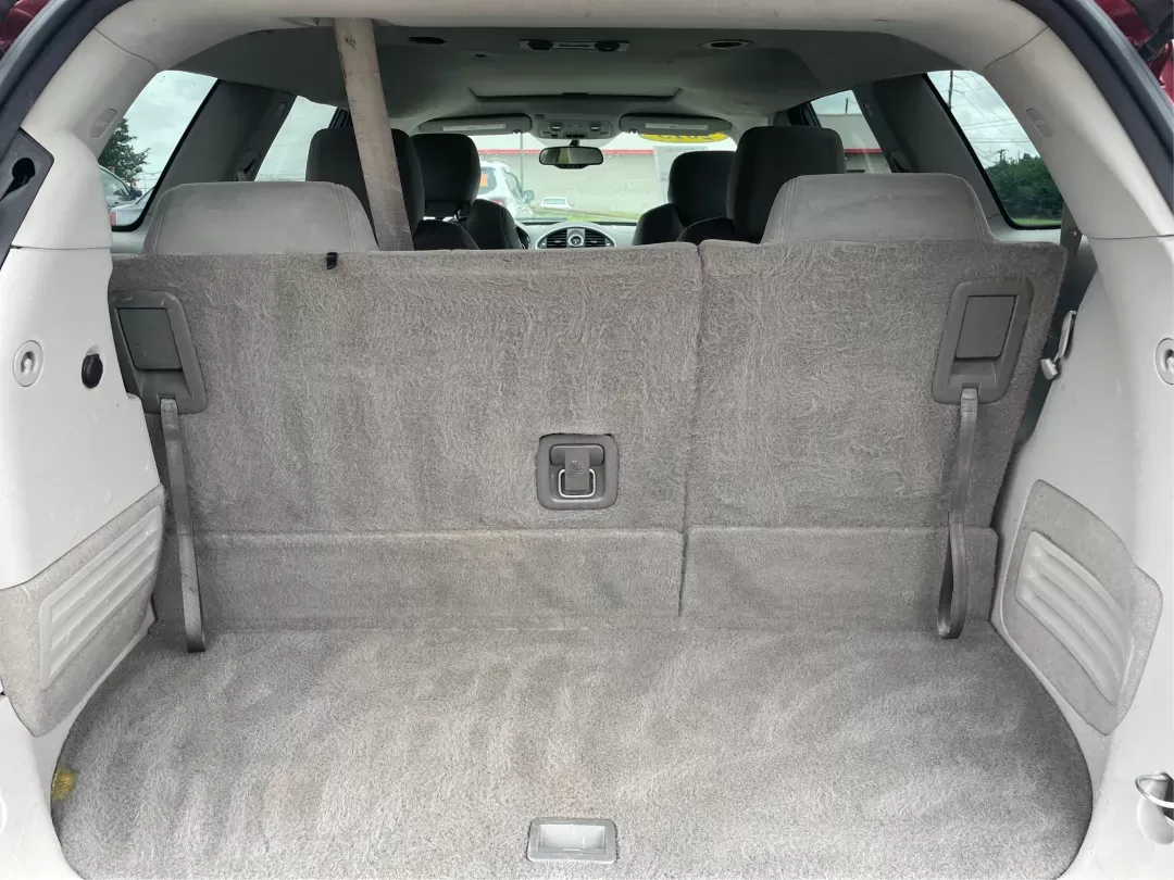 2015 Buick Enclave Convenience FWD (5GAKRAKD6FJ) with an 3.6L V6 DOHC 24V engine, 6-Speed Automatic Overdrive transmission, located at 8750 N County Rd 25A, Piqua, OH, 45356, (937) 908-9800, 40.164391, -84.232513 - Photo#11