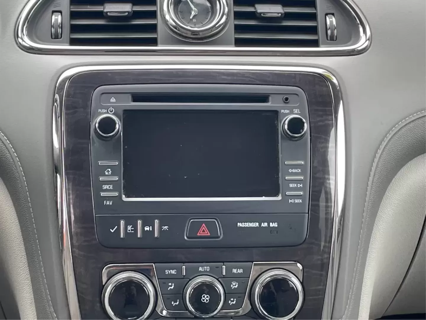 2015 Buick Enclave Convenience FWD (5GAKRAKD6FJ) with an 3.6L V6 DOHC 24V engine, 6-Speed Automatic Overdrive transmission, located at 8750 N County Rd 25A, Piqua, OH, 45356, (937) 908-9800, 40.164391, -84.232513 - Photo#12