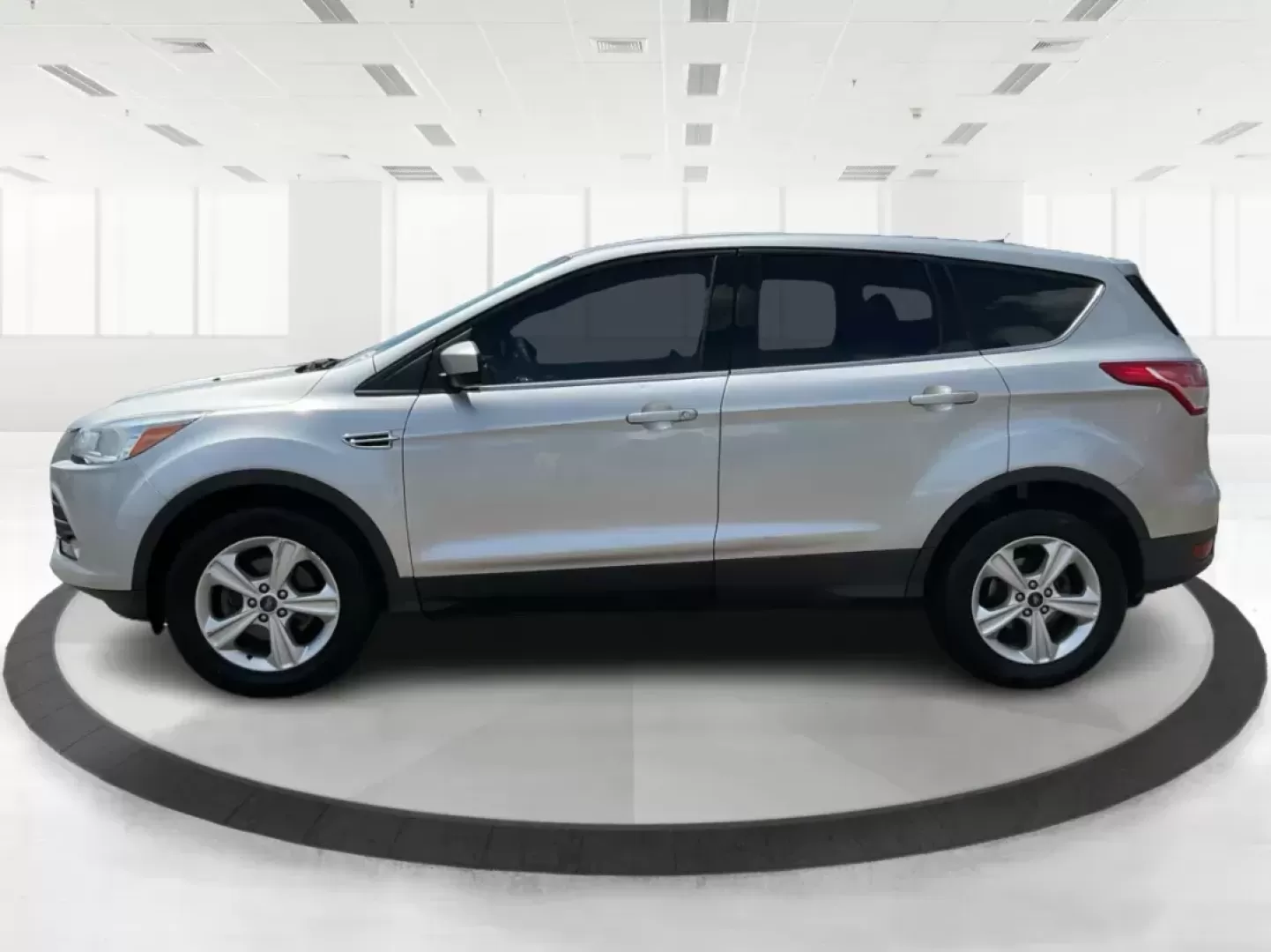 2014 Ford Escape SE (1FMCU0GX6EU) with an Other engine, located at 4508 South Dixie Dr, Moraine, OH, 45439, (937) 908-9800, 39.689976, -84.218452 - **Explore the Open Road with Confidence in a 2014 Ford Escape SE!**<br /> <br /> Are you dreaming of weekend getaways or daily adventures? The 2014 Ford Escape SE is the perfect companion for those who crave versatility and comfort in their driving experience. Whether you're commuting to work in Fai - Photo#5