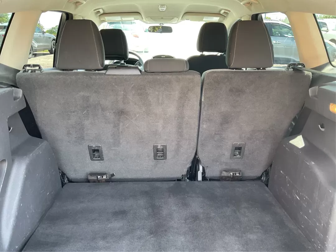 2014 Ford Escape SE (1FMCU0GX6EU) with an Other engine, located at 4508 South Dixie Dr, Moraine, OH, 45439, (937) 908-9800, 39.689976, -84.218452 - **Explore the Open Road with Confidence in a 2014 Ford Escape SE!**<br /> <br /> Are you dreaming of weekend getaways or daily adventures? The 2014 Ford Escape SE is the perfect companion for those who crave versatility and comfort in their driving experience. Whether you're commuting to work in Fai - Photo#11