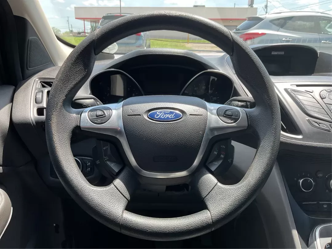 2014 Ford Escape SE (1FMCU0GX6EU) with an Other engine, located at 4508 South Dixie Dr, Moraine, OH, 45439, (937) 908-9800, 39.689976, -84.218452 - **Explore the Open Road with Confidence in a 2014 Ford Escape SE!**<br /> <br /> Are you dreaming of weekend getaways or daily adventures? The 2014 Ford Escape SE is the perfect companion for those who crave versatility and comfort in their driving experience. Whether you're commuting to work in Fai - Photo#15