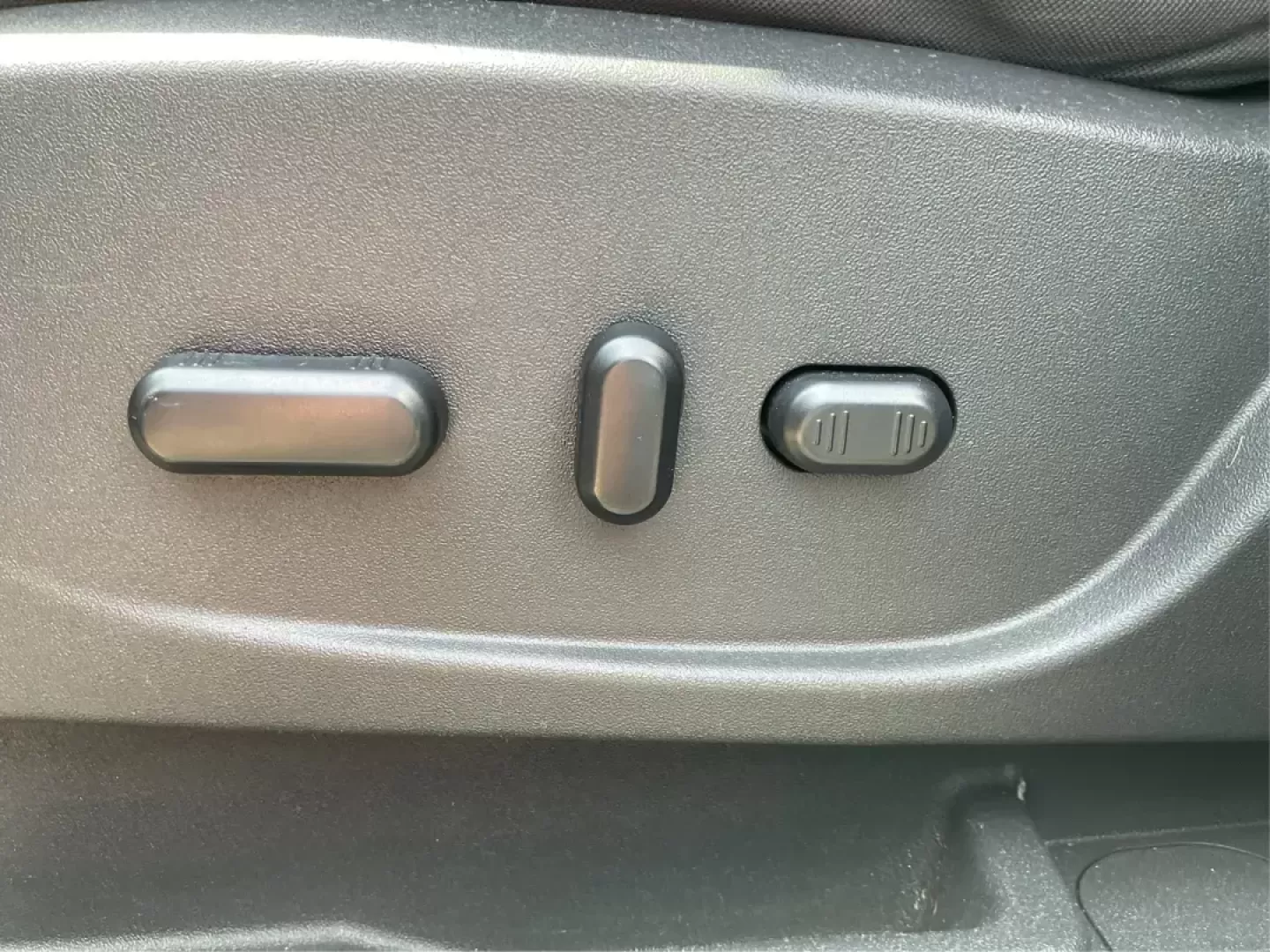 2014 Ford Escape SE (1FMCU0GX6EU) with an Other engine, located at 4508 South Dixie Dr, Moraine, OH, 45439, (937) 908-9800, 39.689976, -84.218452 - **Explore the Open Road with Confidence in a 2014 Ford Escape SE!**<br /> <br /> Are you dreaming of weekend getaways or daily adventures? The 2014 Ford Escape SE is the perfect companion for those who crave versatility and comfort in their driving experience. Whether you're commuting to work in Fai - Photo#17
