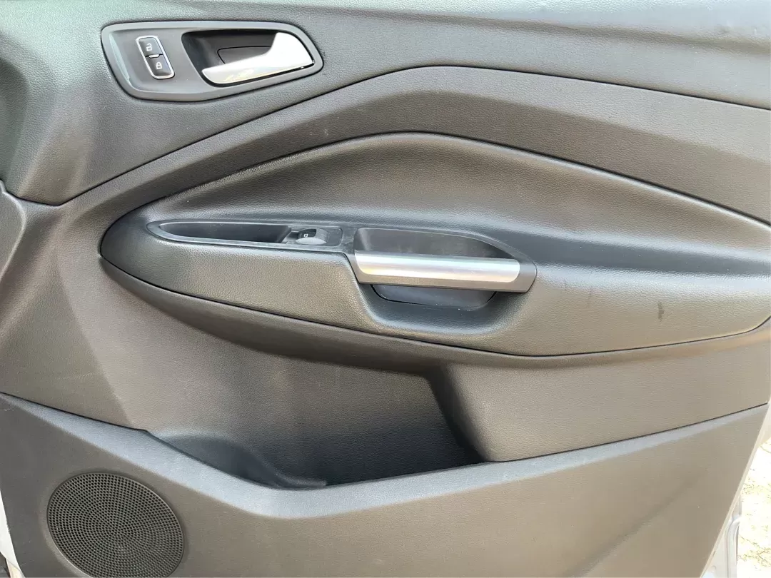 2014 Ford Escape SE (1FMCU0GX6EU) with an Other engine, located at 4508 South Dixie Dr, Moraine, OH, 45439, (937) 908-9800, 39.689976, -84.218452 - **Explore the Open Road with Confidence in a 2014 Ford Escape SE!**<br /> <br /> Are you dreaming of weekend getaways or daily adventures? The 2014 Ford Escape SE is the perfect companion for those who crave versatility and comfort in their driving experience. Whether you're commuting to work in Fai - Photo#19
