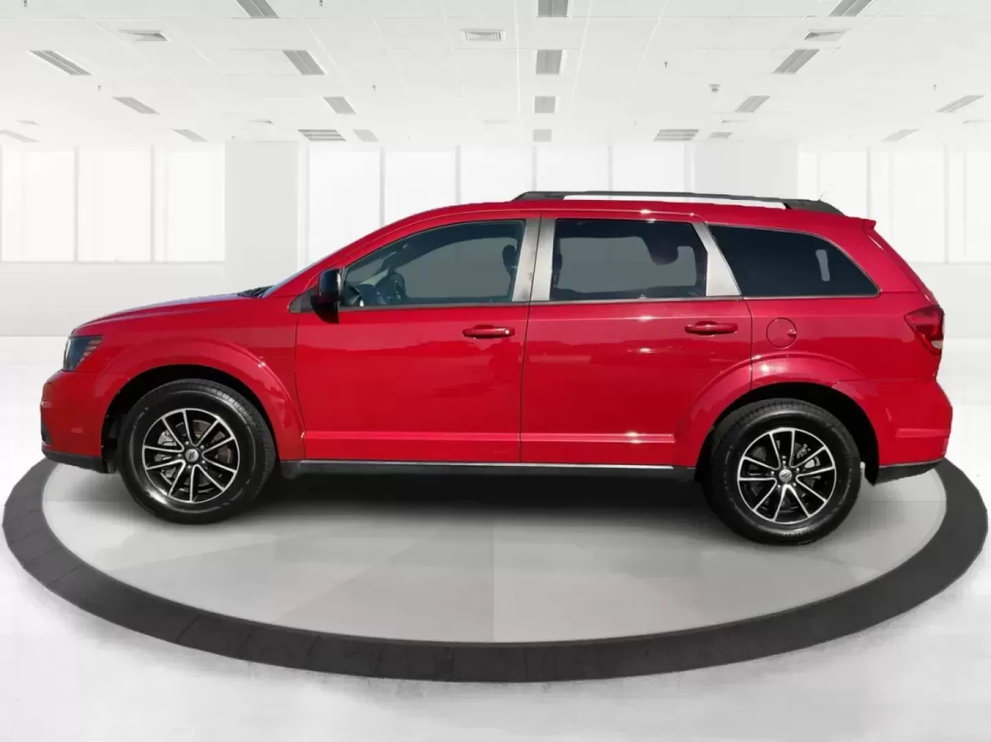 2019 Dodge Journey SE (3C4PDCBBXKT) with an Other engine, located at 1951 S Dayton Lakeview Rd., New Carlisle, OH, 45344, (937) 908-9800, 39.890999, -84.050255 - **Discover Your Next Adventure with the 2019 Dodge Journey SE at Advantage Car and Credit!**<br /> <br /> Are you searching for the perfect SUV that meets the needs of your growing family while also being budget-friendly? Look no further than the stunning 2019 Dodge Journey SE, available now at Adva - Photo#5