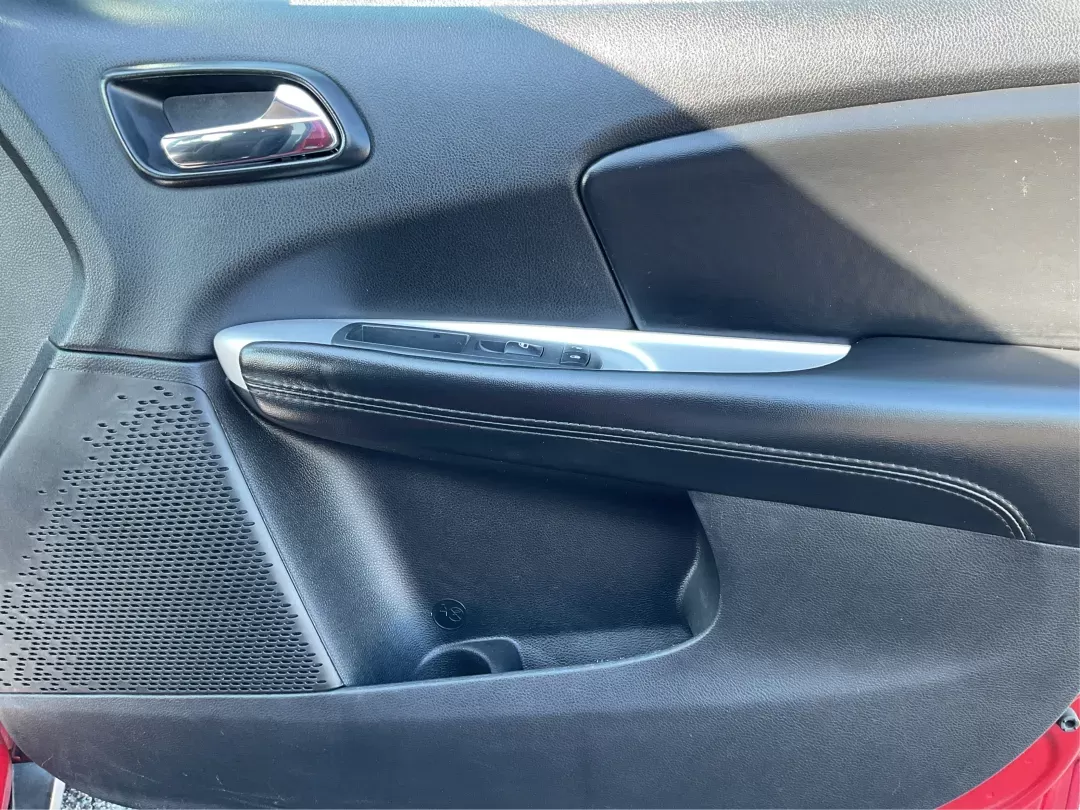 2019 Dodge Journey SE (3C4PDCBBXKT) with an Other engine, located at 1951 S Dayton Lakeview Rd., New Carlisle, OH, 45344, (937) 908-9800, 39.890999, -84.050255 - **Discover Your Next Adventure with the 2019 Dodge Journey SE at Advantage Car and Credit!**<br /> <br /> Are you searching for the perfect SUV that meets the needs of your growing family while also being budget-friendly? Look no further than the stunning 2019 Dodge Journey SE, available now at Adva - Photo#18