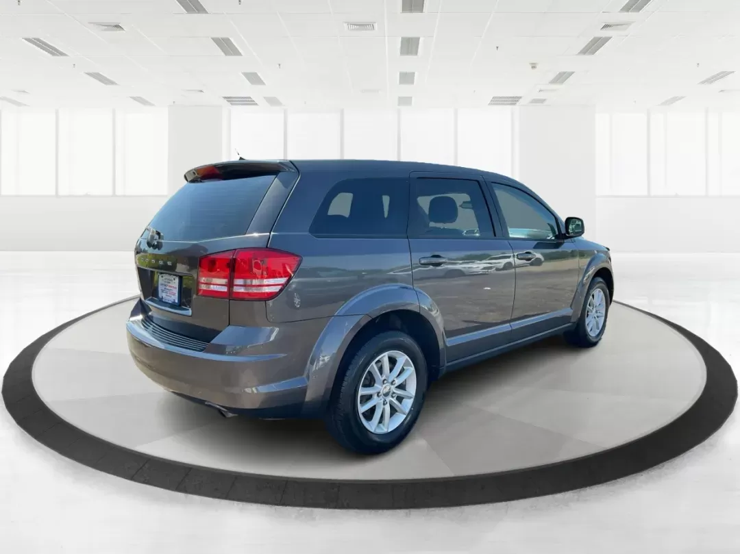 2015 Dodge Journey SE (3C4PDCABXFT) with an 2.4L L4 DOHC 16V engine, 4-Speed Automatic transmission, located at 1184 Kauffman Ave, Fairborn, OH, 45324, (937) 908-9800, 39.807072, -84.030914 - **Experience Life on the Go with the 2015 Dodge Journey SE at Advantage Car and Credit!**<br /> <br /> Are you looking for a versatile vehicle to support your family's daily adventures, weekend getaways, or long commutes? The 2015 Dodge Journey SE is designed to fit your lifestyle seamlessly! This s - Photo#2