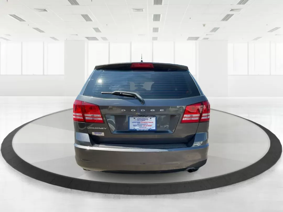 2015 Dodge Journey SE (3C4PDCABXFT) with an 2.4L L4 DOHC 16V engine, 4-Speed Automatic transmission, located at 1184 Kauffman Ave, Fairborn, OH, 45324, (937) 908-9800, 39.807072, -84.030914 - **Experience Life on the Go with the 2015 Dodge Journey SE at Advantage Car and Credit!**<br /> <br /> Are you looking for a versatile vehicle to support your family's daily adventures, weekend getaways, or long commutes? The 2015 Dodge Journey SE is designed to fit your lifestyle seamlessly! This s - Photo#3