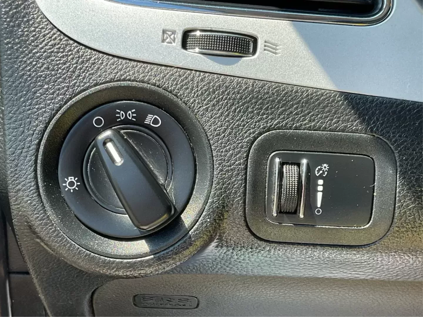 2015 Dodge Journey SE (3C4PDCABXFT) with an 2.4L L4 DOHC 16V engine, 4-Speed Automatic transmission, located at 1184 Kauffman Ave, Fairborn, OH, 45324, (937) 908-9800, 39.807072, -84.030914 - **Experience Life on the Go with the 2015 Dodge Journey SE at Advantage Car and Credit!**<br /> <br /> Are you looking for a versatile vehicle to support your family's daily adventures, weekend getaways, or long commutes? The 2015 Dodge Journey SE is designed to fit your lifestyle seamlessly! This s - Photo#16