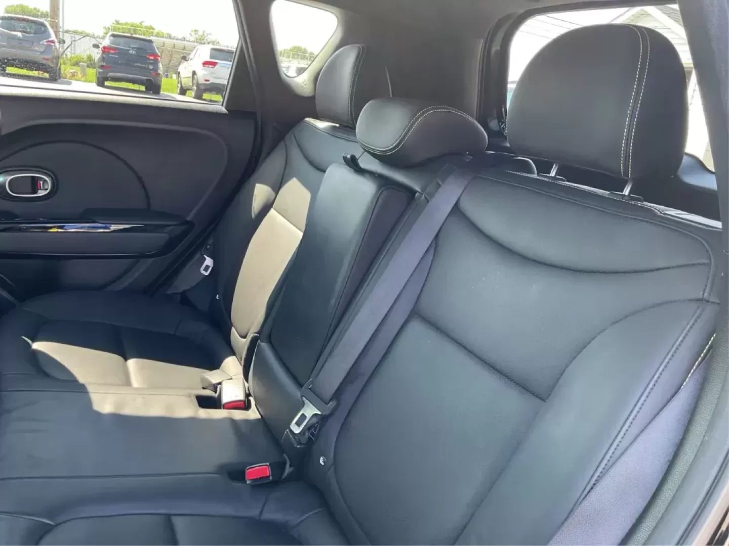 2015 Kia Soul + (KNDJP3A55F7) with an 2L I-4 gasoline direct injection engine, located at 1951 S Dayton Lakeview Rd., New Carlisle, OH, 45344, (937) 908-9800, 39.890999, -84.050255 - Are you looking for a versatile vehicle that effortlessly balances style, comfort, and practicality? Look no further than this stunning 2015 Kia Soul, available now at Advantage Car and Credit, your trusted Buy Here Pay Here dealership in Fairborn, OH. Located at 1184 Kauffman Ave, we specialize in - Photo#8