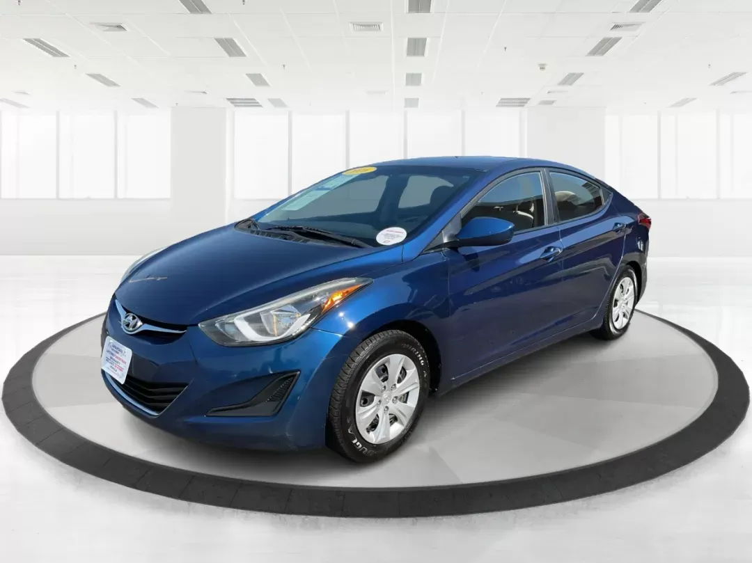 2016 Hyundai Elantra SE (5NPDH4AE5GH) with an Nu 1.8L I-4 DOHC engine, located at 1951 S Dayton Lakeview Rd., New Carlisle, OH, 45344, (937) 908-9800, 39.890999, -84.050255 - Photo#7