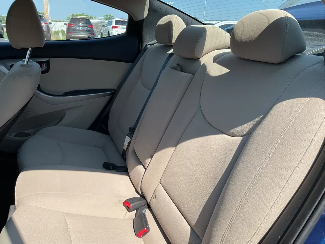 2016 Hyundai Elantra SE (5NPDH4AE5GH) with an Nu 1.8L I-4 DOHC engine, located at 1951 S Dayton Lakeview Rd., New Carlisle, OH, 45344, (937) 908-9800, 39.890999, -84.050255 - Photo#9
