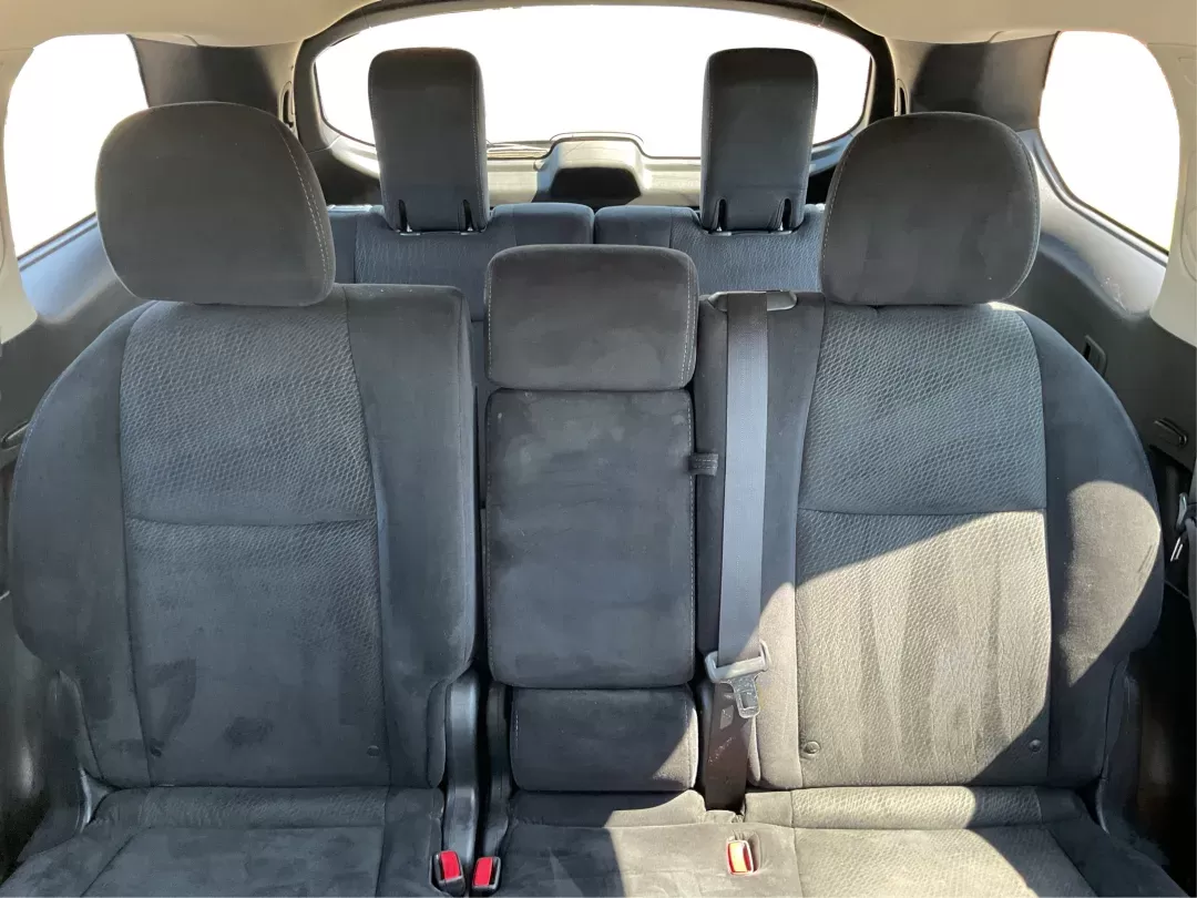 2015 Nissan Pathfinder S (5N1AR2MMXFC) with an 3.5L V-6 DOHC engine, located at 1184 Kauffman Ave, Fairborn, OH, 45324, (937) 908-9800, 39.807072, -84.030914 - Photo#13