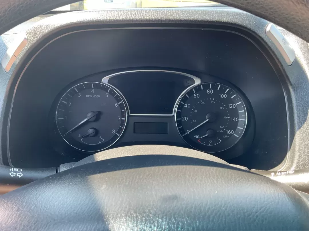 2015 Nissan Pathfinder S (5N1AR2MMXFC) with an 3.5L V-6 DOHC engine, located at 1184 Kauffman Ave, Fairborn, OH, 45324, (937) 908-9800, 39.807072, -84.030914 - Photo#14