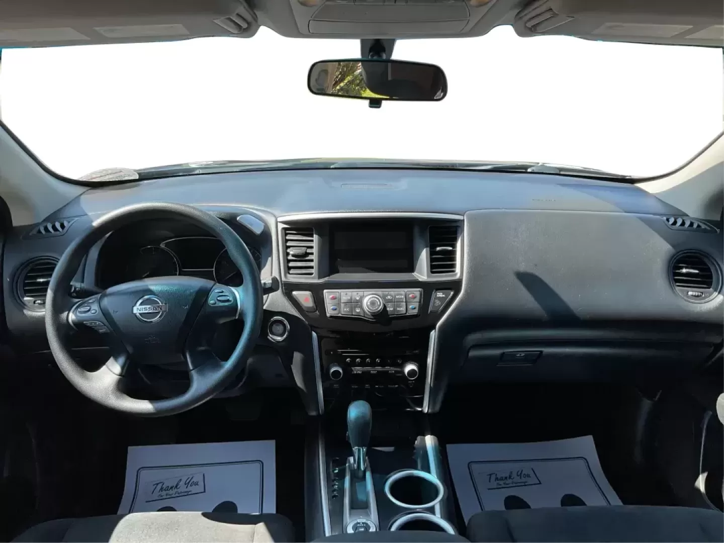 2015 Nissan Pathfinder S (5N1AR2MMXFC) with an 3.5L V-6 DOHC engine, located at 1184 Kauffman Ave, Fairborn, OH, 45324, (937) 908-9800, 39.807072, -84.030914 - **Unlock New Adventures with the 2015 Nissan Pathfinder at Advantage Car and Credit!**<br /> <br /> Are you ready to elevate your family road trips, weekend getaways, or daily commutes? The 2015 Nissan Pathfinder is not just a vehicle; it's your ticket to unforgettable experiences and seamless trave - Photo#18
