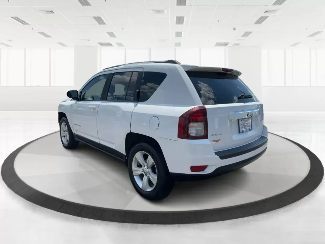 2014 Jeep Compass Sport (1C4NJDBB6ED) with an 2.4L I-4 DOHC engine, located at 401 Woodman Dr, Riverside, OH, 45431, (937) 908-9800, 39.760899, -84.123421 - Photo#4