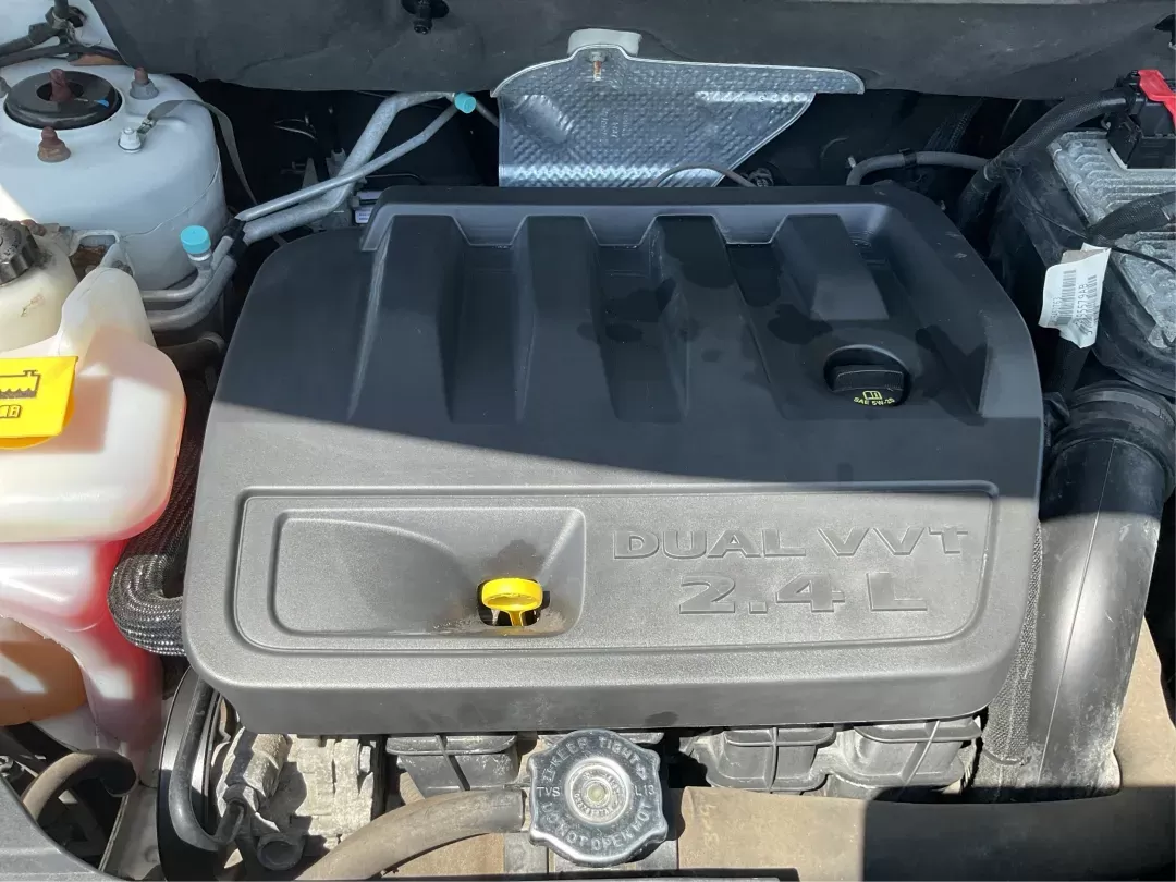 2014 Jeep Compass Sport (1C4NJDBB6ED) with an 2.4L I-4 DOHC engine, located at 401 Woodman Dr, Riverside, OH, 45431, (937) 908-9800, 39.760899, -84.123421 - Photo#10