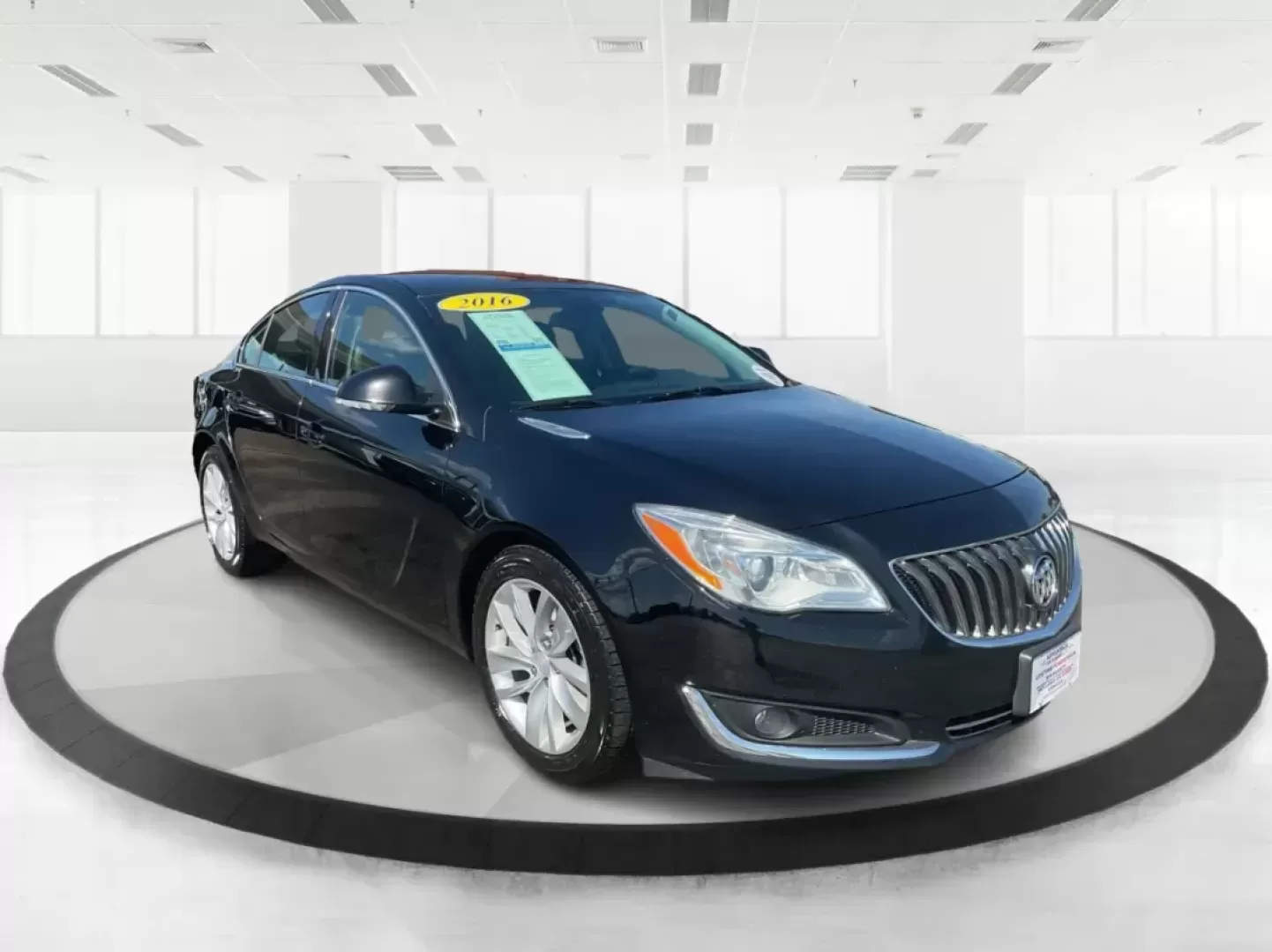 2016 Buick Regal Turbo/e-Assist Premium I (2G4GP5EX9G9) with an Other engine, located at 4508 South Dixie Dr, Moraine, OH, 45439, (937) 908-9800, 39.689976, -84.218452 - **Elevate Your Commute with the 2016 Buick Regal Turbo** <br /> Are you in search of a reliable sedan that combines sophistication with practicality? Look no further! The 2016 Buick Regal Turbo, available at Advantage Car and Credit in Fairborn, OH, is the perfect vehicle for those who demand both - Photo#0