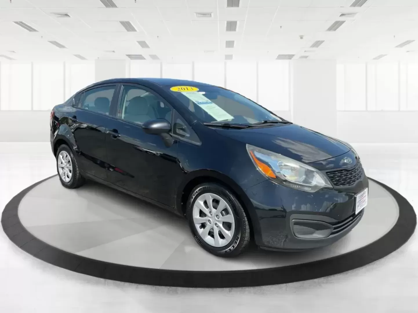 2013 Kia Rio LX (KNADM4A35D6) with an 1.6L I-4 gasoline direct injection engine, located at 1230 East Main St, Xenia, OH, 45385, (937) 908-9800, 39.688026, -83.910172 - **Find Your Adventure with the 2013 Kia Rio LX at Advantage Car and Credit!**<br /> <br /> Are you ready to elevate your daily commute or weekend adventures? The 2013 Kia Rio LX is the perfect companion for anyone looking for a reliable, stylish sedan that delivers both comfort and functionality. Wi - Photo#0