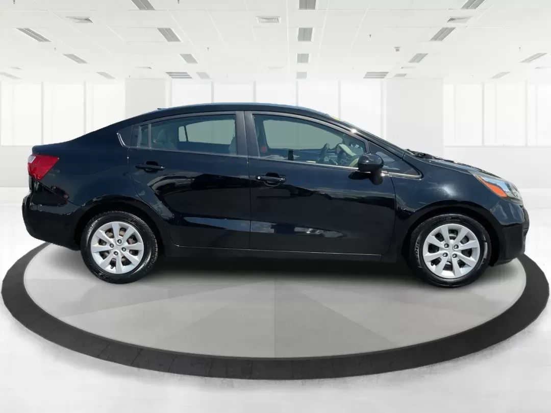 2013 Kia Rio LX (KNADM4A35D6) with an 1.6L I-4 gasoline direct injection engine, located at 1230 East Main St, Xenia, OH, 45385, (937) 908-9800, 39.688026, -83.910172 - Photo#1