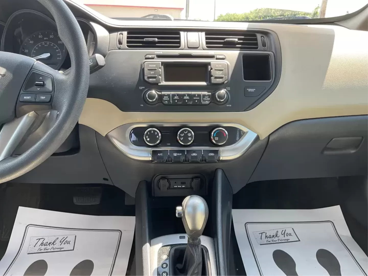 2013 Kia Rio LX (KNADM4A35D6) with an 1.6L I-4 gasoline direct injection engine, located at 1230 East Main St, Xenia, OH, 45385, (937) 908-9800, 39.688026, -83.910172 - **Find Your Adventure with the 2013 Kia Rio LX at Advantage Car and Credit!**<br /> <br /> Are you ready to elevate your daily commute or weekend adventures? The 2013 Kia Rio LX is the perfect companion for anyone looking for a reliable, stylish sedan that delivers both comfort and functionality. Wi - Photo#12