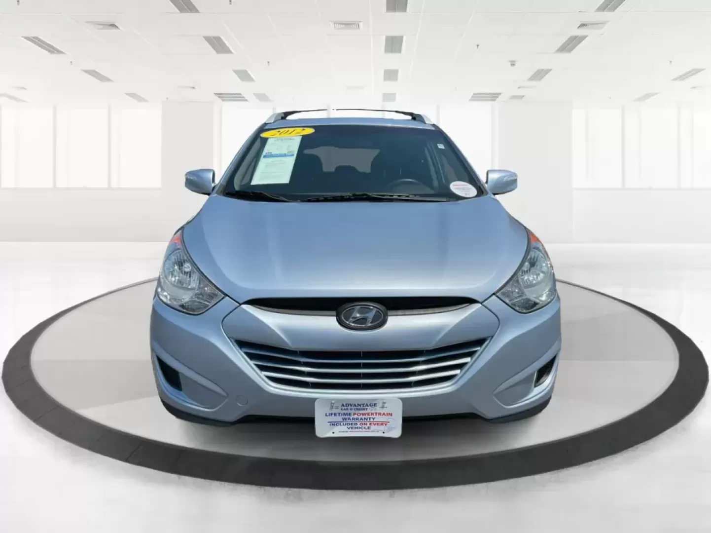 2012 Hyundai Tucson GLS (KM8JU3AC7CU) with an Theta II 2.4L I-4 DOHC engine, located at 1184 Kauffman Ave, Fairborn, OH, 45324, (937) 908-9800, 39.807072, -84.030914 - **Explore New Adventures with the 2012 Hyundai Tucson GLS Perfect for Your Family or Commute!**<br /> <br /> Are you looking for a reliable SUV that fits seamlessly into your busy lifestyle? Look no further than the 2012 Hyundai Tucson GLS, now available at Advantage Car and Credit in Fairborn, OH. - Photo#6