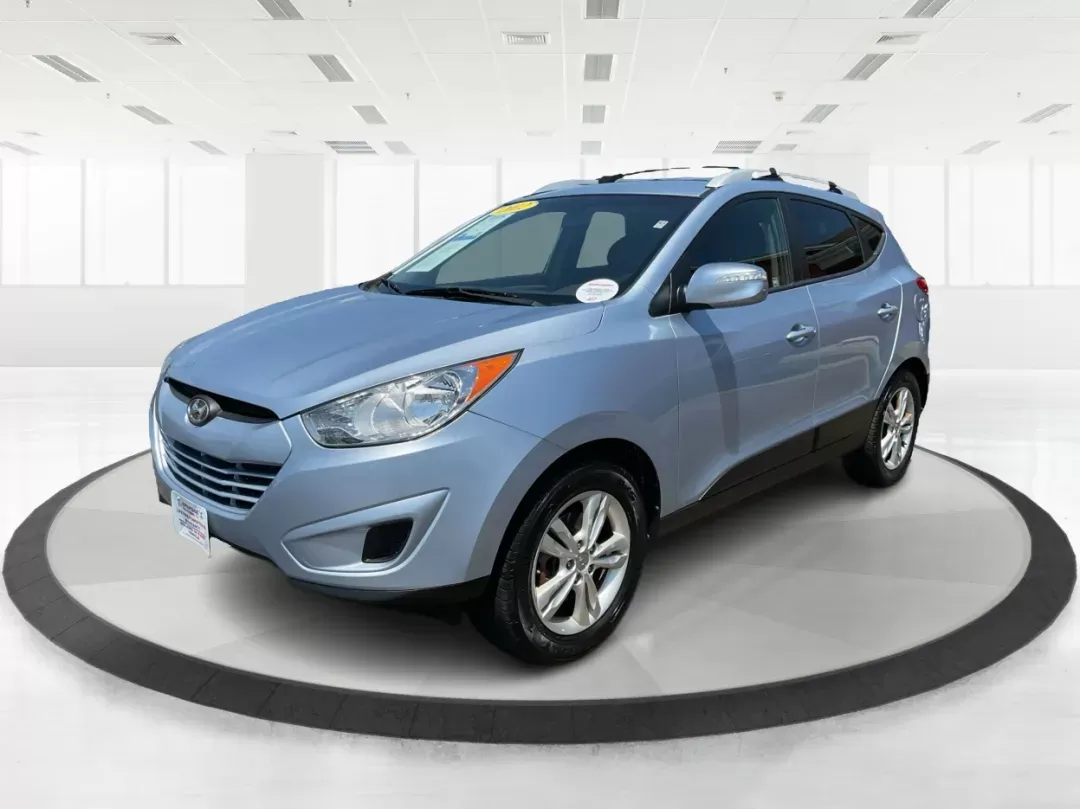 2012 Hyundai Tucson GLS (KM8JU3AC7CU) with an Theta II 2.4L I-4 DOHC engine, located at 1184 Kauffman Ave, Fairborn, OH, 45324, (937) 908-9800, 39.807072, -84.030914 - Photo#7