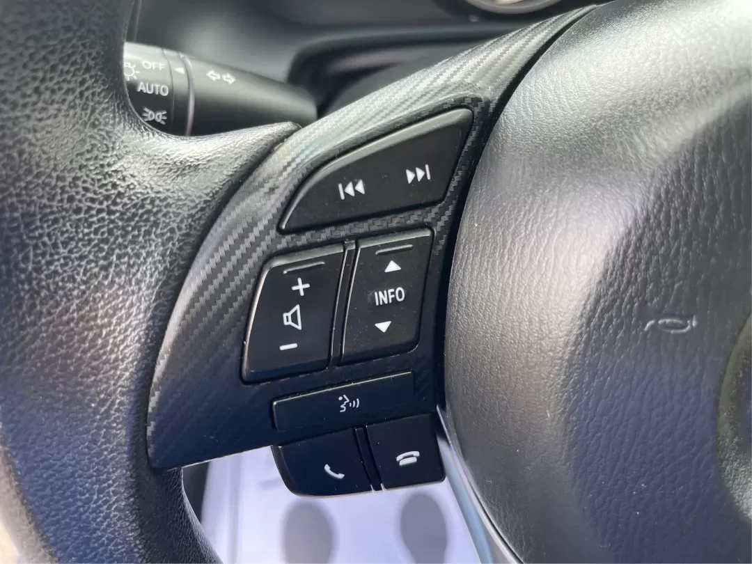 2016 Mazda Mazda3 i Sport (JM1BM1U73G1) with an SKYACTIV-G 2L I-4 gasoline direct injection engine, located at 1184 Kauffman Ave, Fairborn, OH, 45324, (937) 908-9800, 39.807072, -84.030914 - Photo#14
