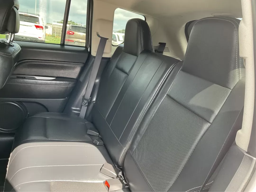 2016 Jeep Compass High Altitude Edition (1C4NJDEB6GD) with an 2.4L I-4 DOHC engine, located at 8750 N County Rd 25A, Piqua, OH, 45356, (937) 908-9800, 40.164391, -84.232513 - Photo#9