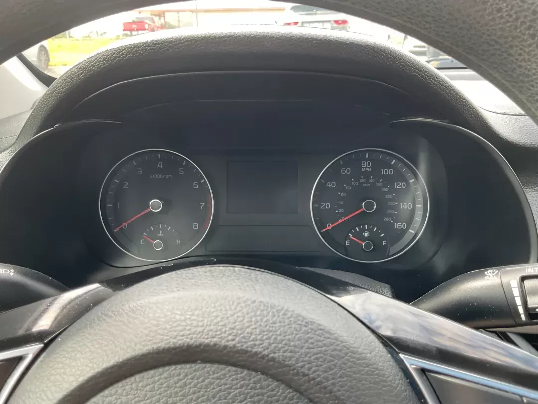 2019 Kia Forte FE (3KPF24AD2KE) with an 2L I-4 DOHC engine, located at 1099 N County Rd 25A , Troy, OH, 45373, (937) 908-9800, 40.057079, -84.212883 - Photo#14