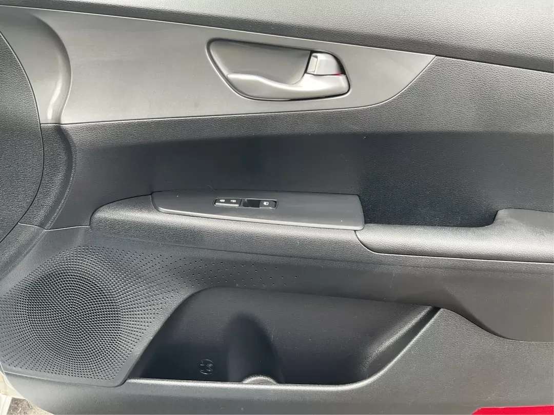 2019 Kia Forte FE (3KPF24AD2KE) with an 2L I-4 DOHC engine, located at 1099 N County Rd 25A , Troy, OH, 45373, (937) 908-9800, 40.057079, -84.212883 - Photo#17