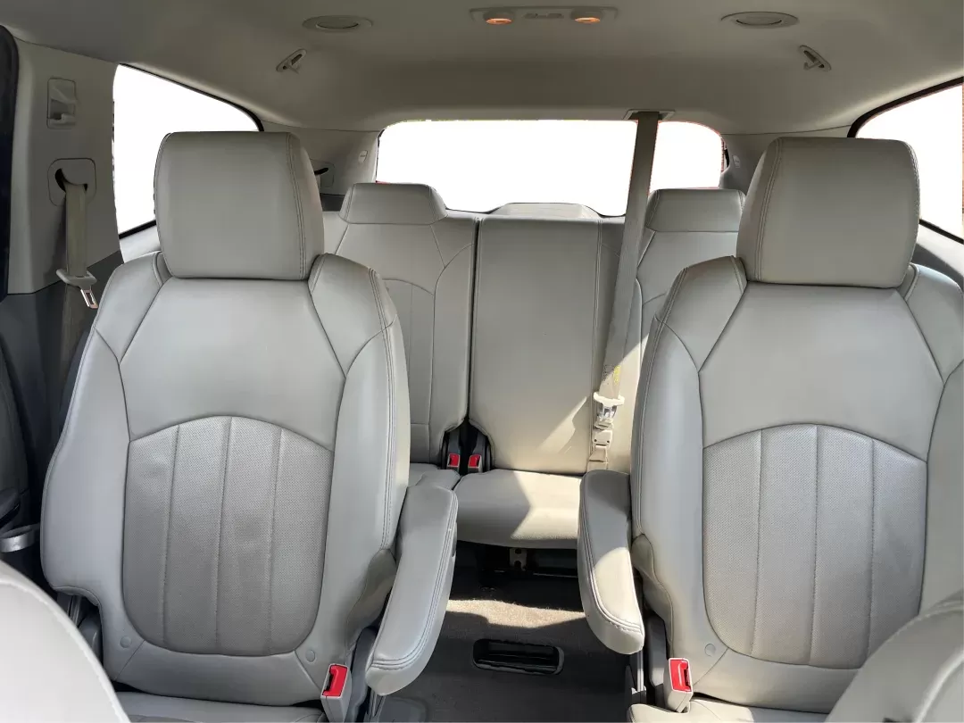 2016 Chevrolet Traverse LTZ (1GNKVJKD6GJ) with an 3.6L V-6 gasoline direct injection engine, located at 1184 Kauffman Ave, Fairborn, OH, 45324, (937) 908-9800, 39.807072, -84.030914 - **Adventure Awaits with This 2016 Chevrolet Traverse LTZ Perfect for Family Road Trips!**<br /> <br /> Are you ready to elevate your family adventures or community outings? The 2016 Chevrolet Traverse LTZ is the perfect vehicle for those who crave space, comfort, and versatility. Whether you're hea - Photo#13