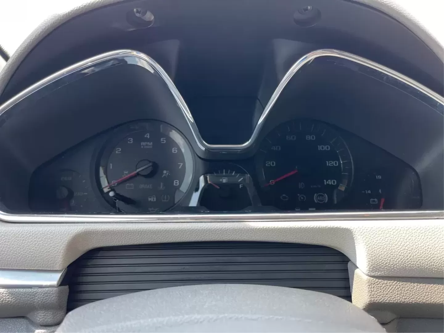 2016 Chevrolet Traverse LTZ (1GNKVJKD6GJ) with an 3.6L V-6 gasoline direct injection engine, located at 1184 Kauffman Ave, Fairborn, OH, 45324, (937) 908-9800, 39.807072, -84.030914 - **Explore Family Adventures with the 2016 Chevrolet Traverse LTZ at Advantage Car and Credit!**<br /> <br /> Are you ready to elevate your family adventures? The 2016 Chevrolet Traverse LTZ is designed for those who lead active lifestyles, whether you're planning a weekend getaway to nearby Yellow S - Photo#14