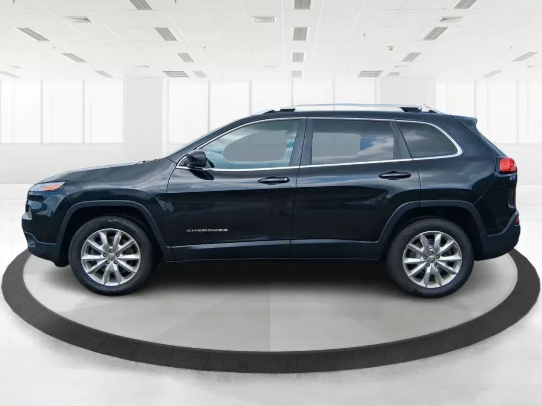 2015 Jeep Cherokee Limited (1C4PJMDB1FW) with an Other engine, located at 1099 N County Rd 25A , Troy, OH, 45373, (937) 908-9800, 40.057079, -84.212883 - **Adventure Awaits with the 2015 Jeep Cherokee Limited Your Gateway to Exploration!**<br /> <br /> If you're looking for a reliable vehicle that can handle weekend getaways and daily commutes alike, then look no further than the 2015 Jeep Cherokee Limited available at Advantage Car and Credit in Fa - Photo#5