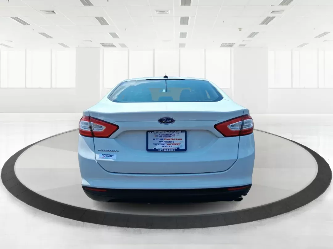 2014 Ford Fusion S (1FA6P0G70E5) with an Duratec 2.5L I-4 DOHC engine, located at 880 E. National Road, Vandalia, OH, 45377, (937) 908-9800, 39.891918, -84.183594 - **Discover Your Perfect Commuter Companion: 2014 Ford Fusion S at Advantage Car and Credit**<br /> <br /> Are you in search of a reliable sedan that seamlessly blends style, comfort, and affordability? Look no further! The 2014 Ford Fusion S is the ultimate choice for budget-conscious buyers and gro - Photo#3
