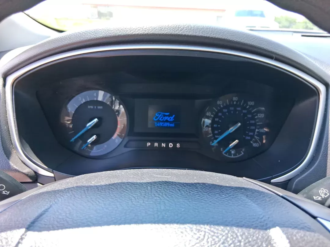 2014 Ford Fusion S (1FA6P0G70E5) with an Duratec 2.5L I-4 DOHC engine, located at 880 E. National Road, Vandalia, OH, 45377, (937) 908-9800, 39.891918, -84.183594 - **Discover Your Perfect Commuter Companion: 2014 Ford Fusion S at Advantage Car and Credit**<br /> <br /> Are you in search of a reliable sedan that seamlessly blends style, comfort, and affordability? Look no further! The 2014 Ford Fusion S is the ultimate choice for budget-conscious buyers and gro - Photo#14