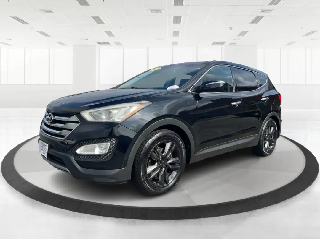 2013 Hyundai Santa Fe Sport 2.0T (5XYZW3LA4DG) with an Theta II 2L I-4 gasoline direct injection engine, located at 1184 Kauffman Ave, Fairborn, OH, 45324, (937) 908-9800, 39.807072, -84.030914 - **Experience Adventure and Comfort with the 2013 Hyundai Santa Fe Sport 2.0T at Advantage Car and Credit!**<br /> <br /> Are you ready to elevate your driving experience? Whether you're navigating the hustle and bustle of daily commutes or planning a spontaneous weekend getaway, the 2013 Hyundai San - Photo#7