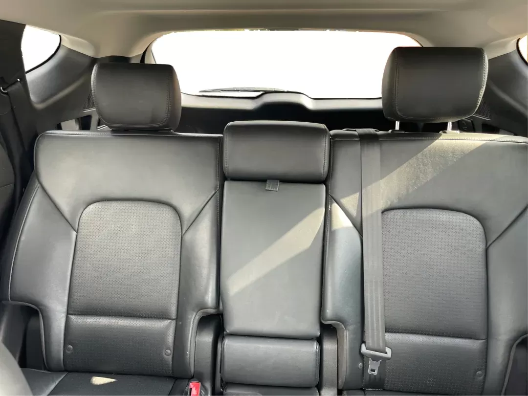 2013 Hyundai Santa Fe Sport 2.0T (5XYZW3LA4DG) with an Theta II 2L I-4 gasoline direct injection engine, located at 1184 Kauffman Ave, Fairborn, OH, 45324, (937) 908-9800, 39.807072, -84.030914 - **Experience Adventure and Comfort with the 2013 Hyundai Santa Fe Sport 2.0T at Advantage Car and Credit!**<br /> <br /> Are you ready to elevate your driving experience? Whether you're navigating the hustle and bustle of daily commutes or planning a spontaneous weekend getaway, the 2013 Hyundai San - Photo#13
