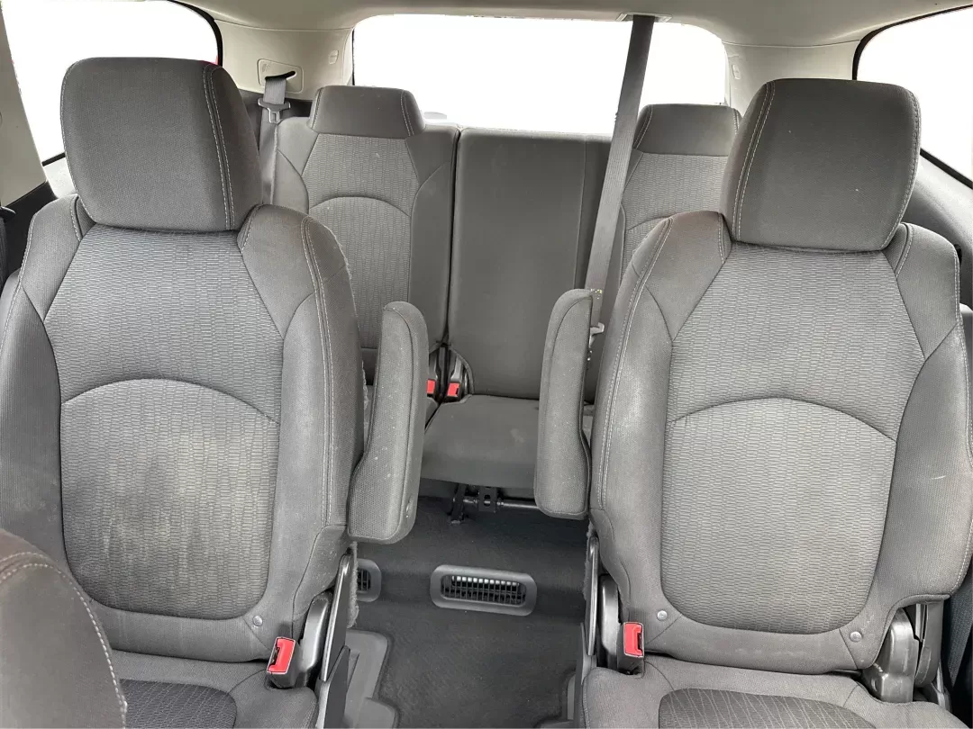 2017 Chevrolet Traverse 1LT (1GNKVGKD3HJ) with an 3.6L V-6 gasoline direct injection engine, located at 1099 N County Rd 25A , Troy, OH, 45373, (937) 908-9800, 40.057079, -84.212883 - **Adventure Awaits with the 2017 Chevrolet Traverse at Advantage Car and Credit!** <br /> <br /> If you're searching for a versatile vehicle that can handle everything life throws your way, look no further than this stunning 2017 Chevrolet Traverse. Perfectly suited for growing families, weekend adv - Photo#13