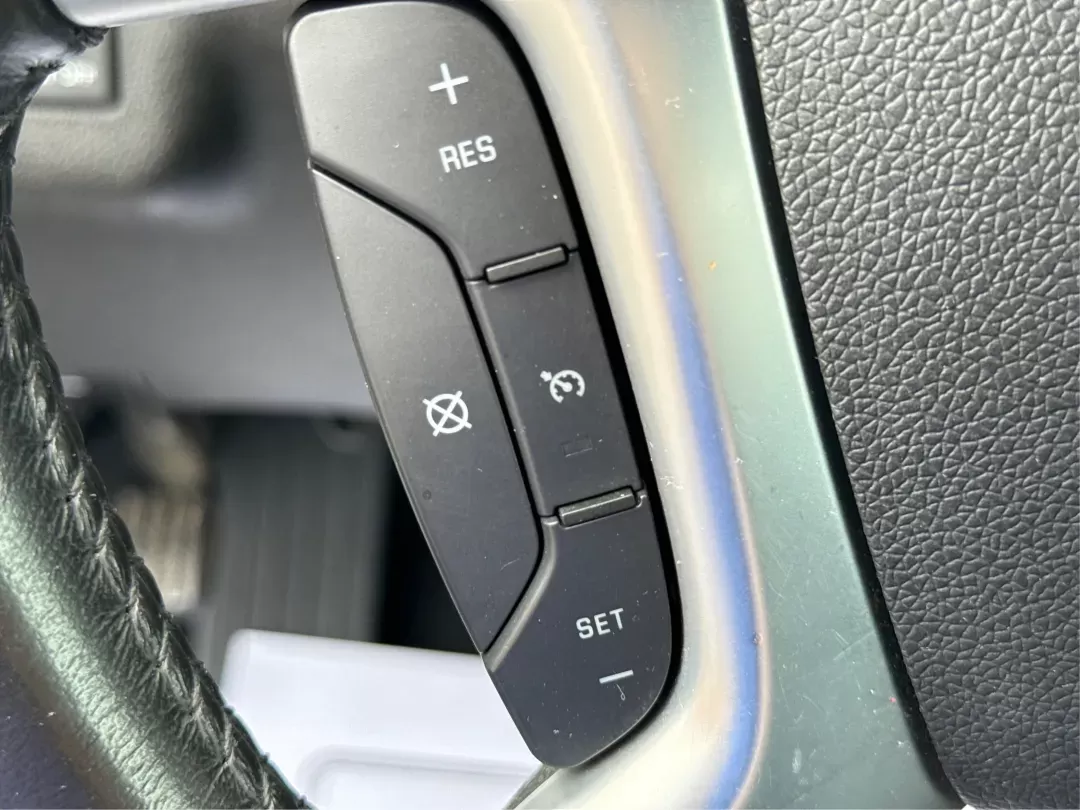 2017 Chevrolet Traverse 1LT (1GNKVGKD3HJ) with an 3.6L V-6 gasoline direct injection engine, located at 1099 N County Rd 25A , Troy, OH, 45373, (937) 908-9800, 40.057079, -84.212883 - **Adventure Awaits with the 2017 Chevrolet Traverse at Advantage Car and Credit!** <br /> <br /> If you're searching for a versatile vehicle that can handle everything life throws your way, look no further than this stunning 2017 Chevrolet Traverse. Perfectly suited for growing families, weekend adv - Photo#15