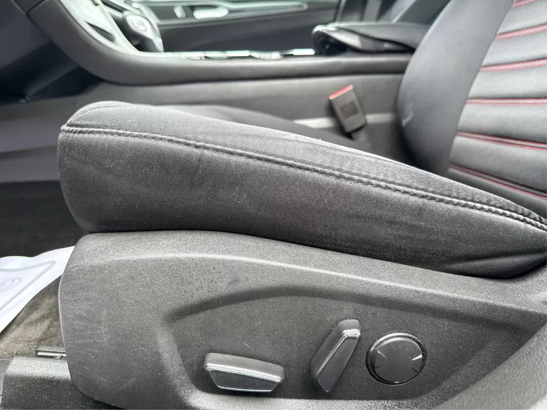 2014 Ford Fusion SE (3FA6P0H78ER) with an Other engine, located at 8750 N County Rd 25A, Piqua, OH, 45356, (937) 908-9800, 40.164391, -84.232513 - **Get Ready for Adventure with this 2014 Ford Fusion SE in Fairborn, OH!**<br /> <br /> Are you seeking a reliable sedan that offers an exciting blend of efficiency, comfort, and technology? Look no further than this stunning 2014 Ford Fusion SE, available now at Advantage Car and Credit, your trust - Photo#17
